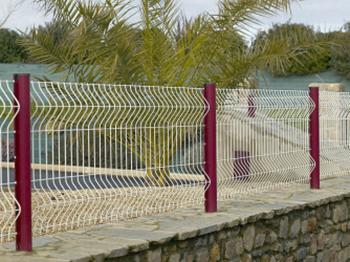 桃型柱护栏网图片3